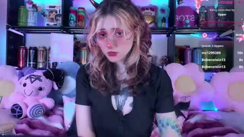 Snapshot of _devilbaby chatting on July 2026 02:05:17 AM Kate online show from July 2026 02:05:17 AM