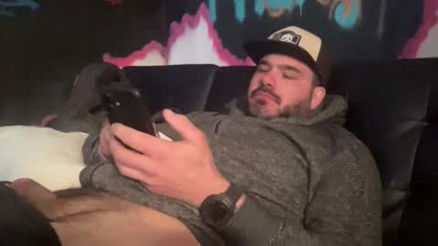 _direwolf_ online show from March 2026 02:33:02 PM