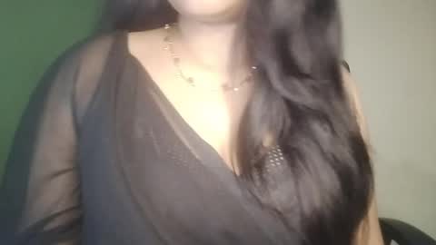 _dreamgirl_0 online show from April 2026 11:01:01 AM