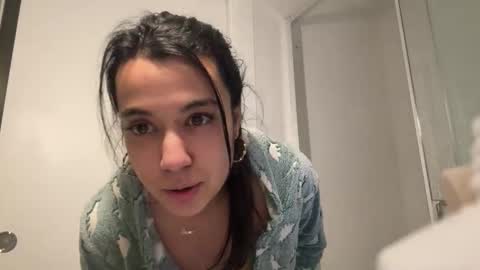  elena barra online show from January 2026 10:35:02 PM