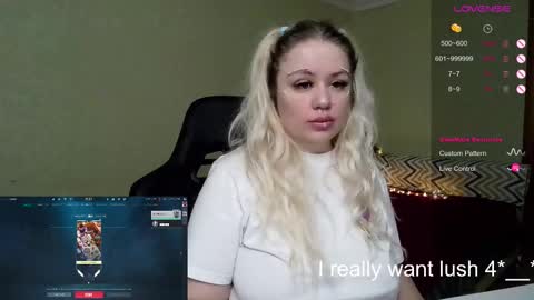 Snapshot of _elven_dreams__ chatting on February 2025 12:39:01 PM chloue and Gretta online show from February 2025 12:39:01 PM