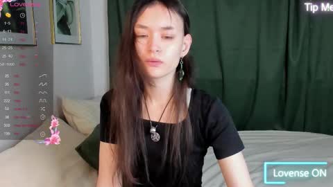 _emily__strike_ online show from November 2025 10:05:01 AM