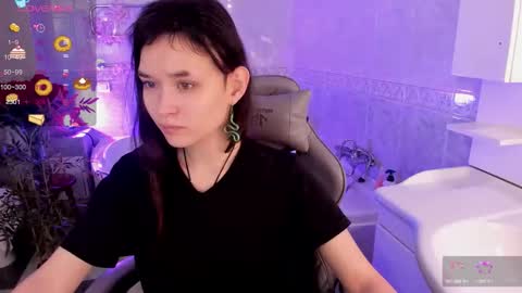 _emily__strike_ online show from December 2025 10:10:02 AM