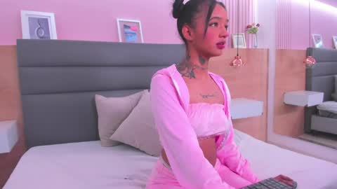 Emma online show from April 2026 01:42:02 AM