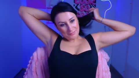 Snapshot of _emma_lay chatting on October 2025 06:59:01 AM Emma online show from October 2025 06:59:01 AM