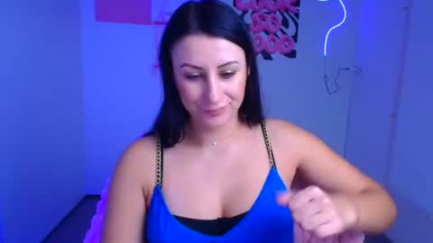 Snapshot of _emma_lay chatting on October 2025 12:50:01 PM Emma online show from October 2025 12:50:01 PM