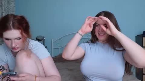 Snapshot of _enni__ chatting on February 2026 02:09:02 PM Sam online show from February 2026 02:09:02 PM