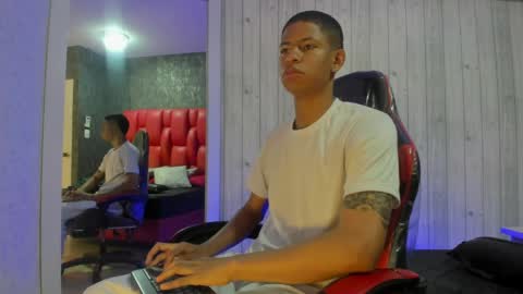 _erick_j online show from March 2026 08:09:01 PM