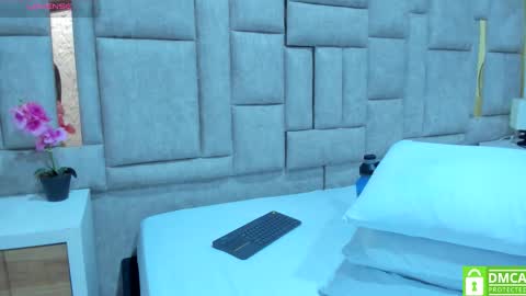 _eris_rose online show from November 2025 07:07:02 PM