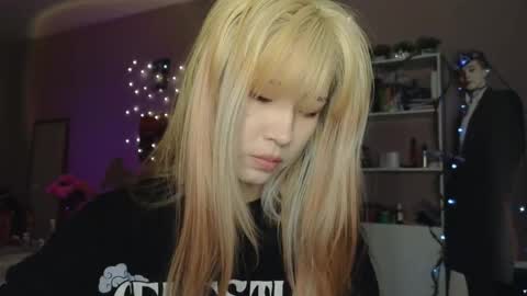 Snapshot of _eve____ chatting on December 2025 10:31:01 AM EveEva online show from December 2025 10:31:01 AM