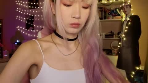 EveEva online show from February 2026 03:36:02 AM