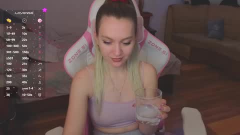 Evie online show from January 2025 07:49:02 AM