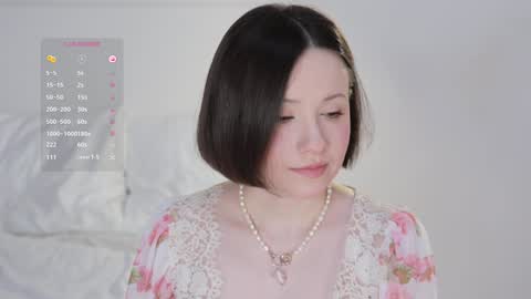 Essie  online show from February 2025 05:46:01 AM