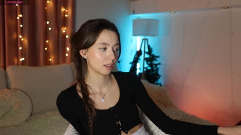 Snapshot of _fluffybunny_ chatting on January 2025 11:11:01 AM Goldy Grace online show from January 2025 11:11:01 AM