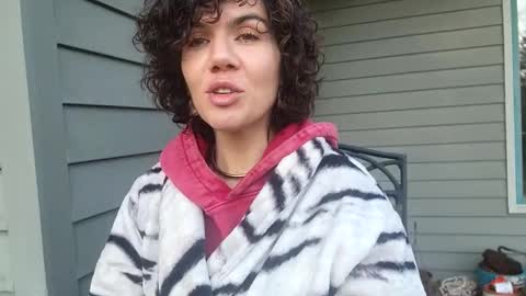 Snapshot of _frankie_rivers chatting on March 2025 03:38:02 PM Frankie Rivers allmylinks  online show from March 2025 03:38:02 PM