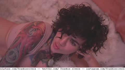 Snapshot of _frankie_rivers chatting on March 2025 03:48:01 PM Frankie Rivers allmylinks  online show from March 2025 03:48:01 PM