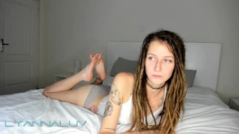 Lyanna and Derek online show from January 2025 10:04:02 PM