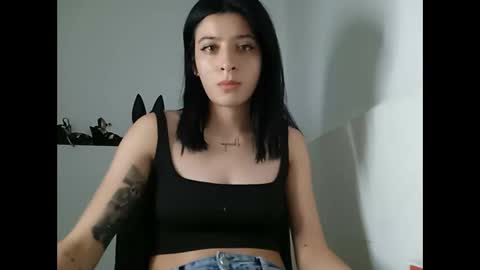 Snapshot of _genesid_dixton chatting on February 2025 01:30:02 AM Mia-foster online show from February 2025 01:30:02 AM