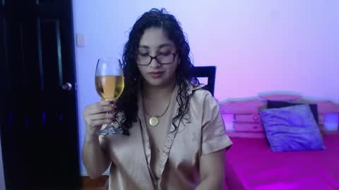 Snapshot of _gia_dior chatting on December 2025 06:23:01 PM Gia Independent model online show from December 2025 06:23:01 PM