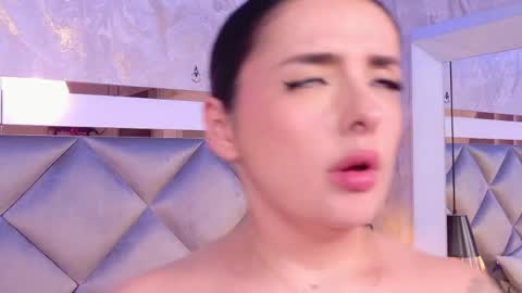 _giggy online show from May 2026 06:09:01 PM