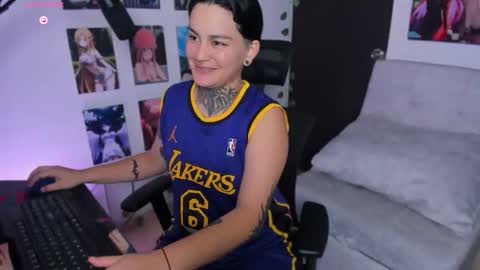 Snapshot of _gleep chatting on November 2025 01:44:02 AM LEEP online show from November 2025 01:44:02 AM