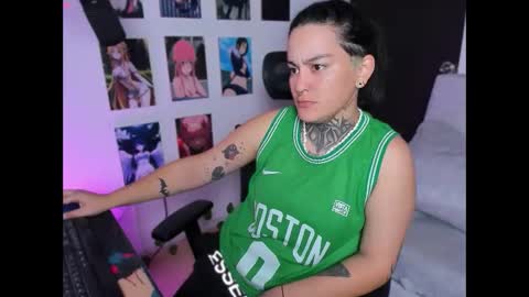 Snapshot of _gleep chatting on November 2025 11:04:01 PM LEEP online show from November 2025 11:04:01 PM