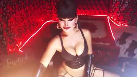 Snapshot of _hailyourqueenx chatting on December 2024 08:58:01 PM GoDDess  Chloe online show from December 2024 08:58:01 PM