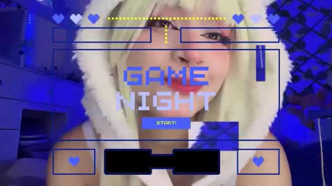 Snapshot of _heavenly_blue_ chatting on November 2025 01:33:02 AM Bluey online show from November 2025 01:33:02 AM