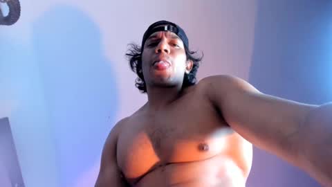 Snapshot of _heracles1 chatting on September 2025 04:06:01 AM Heracles online show from September 2025 04:06:01 AM