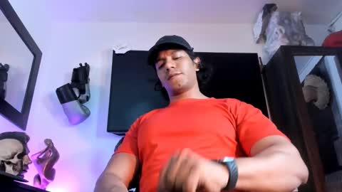 Snapshot of _heracles1 chatting on October 2025 04:20:01 AM Heracles online show from October 2025 04:20:01 AM