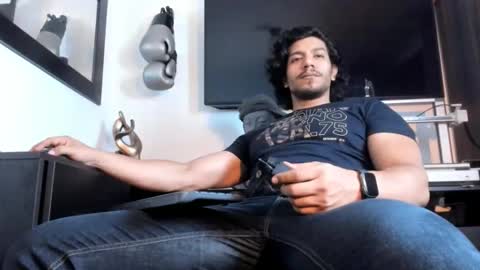 Snapshot of _heracles1 chatting on November 2025 04:00:02 AM Heracles online show from November 2025 04:00:02 AM