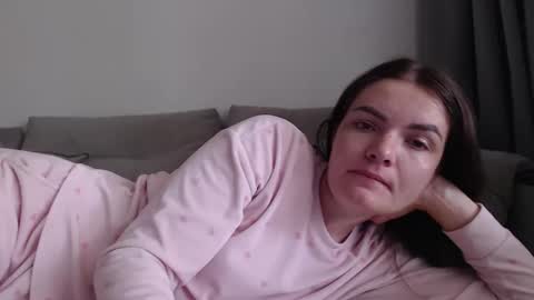 Criss4u online show from June 2026 05:41:01 AM
