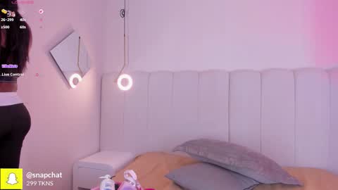 Snapshot of _huge_boobs_ebony chatting on November 2025 07:57:01 PM Darlis online show from November 2025 07:57:01 PM