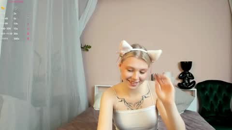 Daisy online show from November 2025 09:19:02 AM