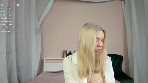 Daisy online show from December 2025 07:26:02 AM