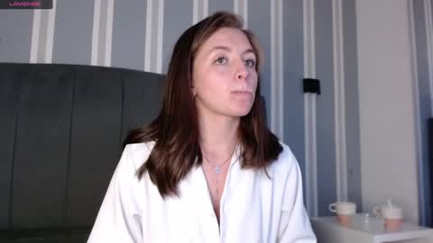 Snapshot of _isaabellaa chatting on December 2024 06:27:01 PM Isa online show from December 2024 06:27:01 PM