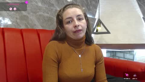 Snapshot of _isaabellaa chatting on February 2025 02:32:02 PM Isa online show from February 2025 02:32:02 PM