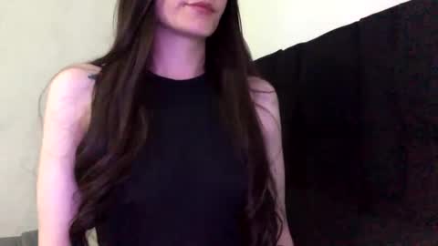 Snapshot of _itsleia7_ chatting on February 2025 08:05:01 PM online show from February 2025 08:05:01 PM