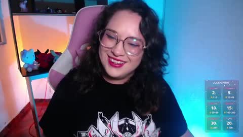 _jadee_p_ online show from September 2025 11:16:01 PM