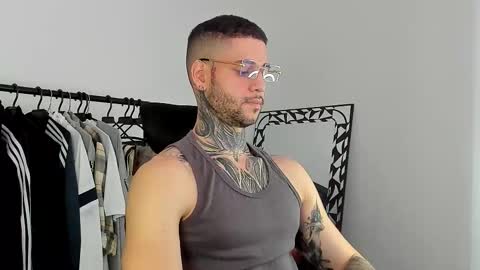 jeison online show from November 2025 04:41:02 PM