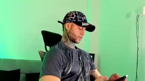 Snapshot of _jamesleandros chatting on July 2026 07:21:01 PM jeison online show from July 2026 07:21:01 PM