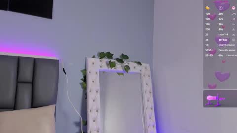 Snapshot of _jasmine_blush chatting on October 2025 12:17:01 PM Jasmine online show from October 2025 12:17:01 PM