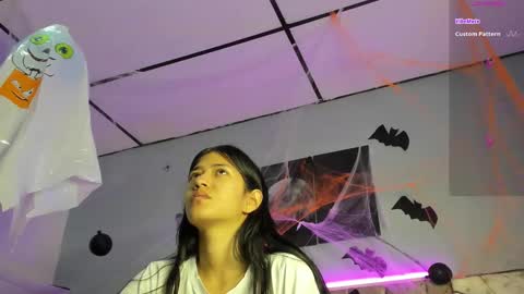 Snapshot of _jasmine_blush chatting on October 2025 12:06:01 PM Jasmine online show from October 2025 12:06:01 PM