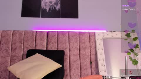 Snapshot of _jasmine_blush chatting on November 2025 02:16:01 PM Jasmine online show from November 2025 02:16:01 PM