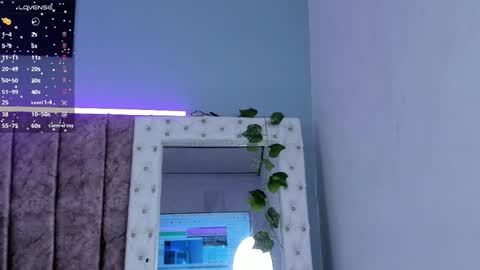 Snapshot of _jasmine_blush chatting on November 2025 01:51:01 PM Jasmine online show from November 2025 01:51:01 PM