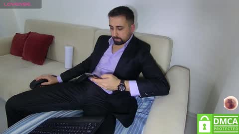 _jeem_ online show from January 2025 05:28:01 PM