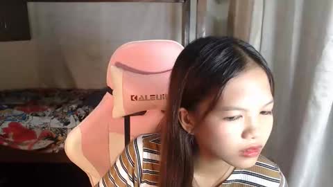 Jen online show from April 2026 07:00:02 PM