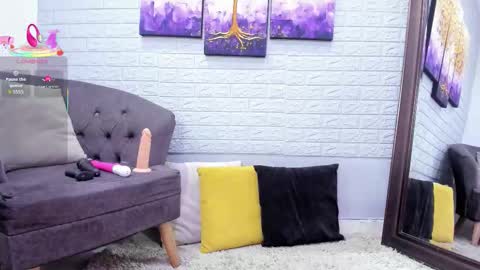    online show from December 2025 05:07:02 PM