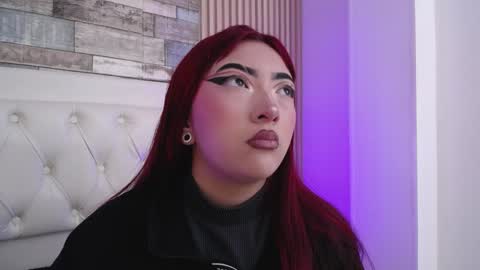 Snapshot of _johana18 chatting on January 2025 01:31:02 PM Mia online show from January 2025 01:31:02 PM