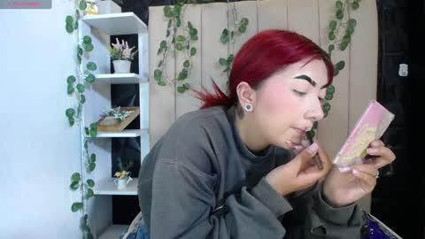 Snapshot of _johana18 chatting on February 2025 01:22:02 PM Mia online show from February 2025 01:22:02 PM